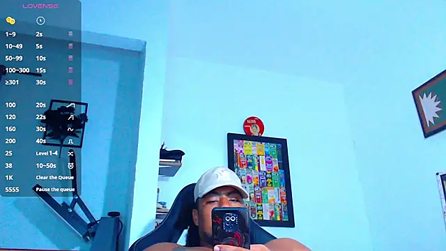 Snapshot of yosoy_enzo2020 chatting on 6, 11, 2025 yosoy enzo2020 online show from 6, 11, 2025