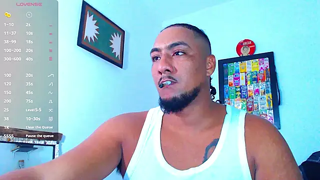 Snapshot of yosoy_enzo2020 chatting on 9, 10, 2025 yosoy enzo2020 online show from 9, 10, 2025