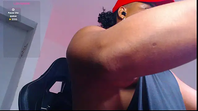 yosoy enzo2020 online show from 19, 4, 2026