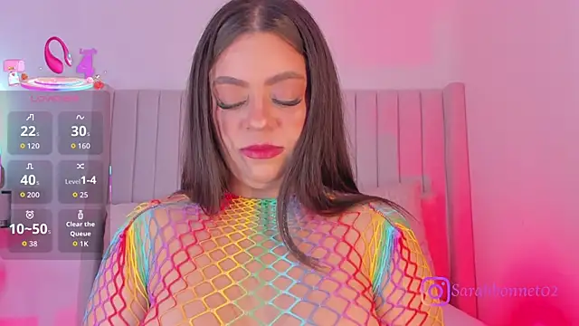 sarah-bonneth online show from 8, 11, 2025