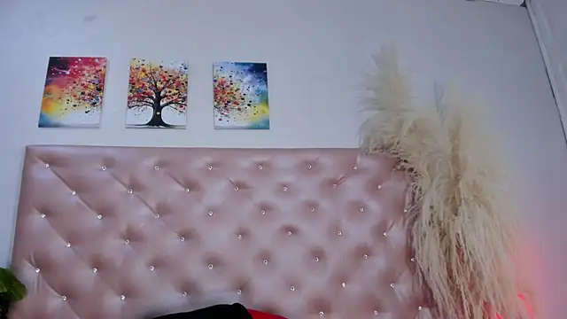 Snapshot of paulinasaeEnz chatting on 16, 10, 2025 paulinasaeEnz online show from 16, 10, 2025