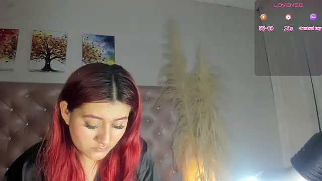 Snapshot of paulinasaeEnz chatting on 17, 11, 2025 paulinasaeEnz online show from 17, 11, 2025