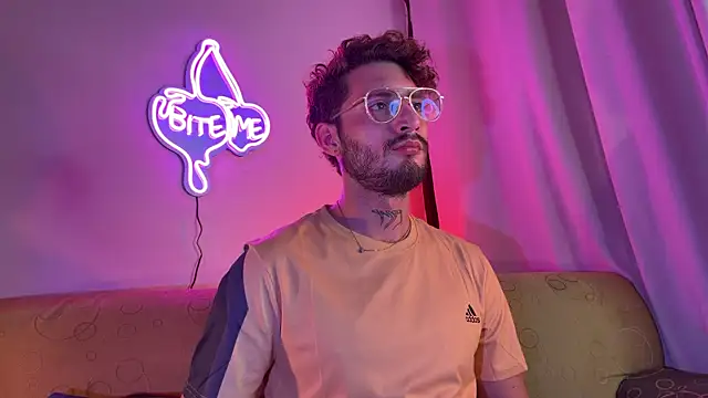 axel giracr online show from 1, 12, 2025