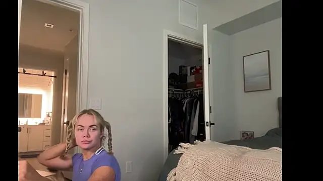 ElenaErickson online show from 26, 7, 2026