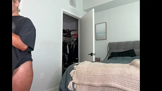 ElenaErickson online show from 17, 12, 2025