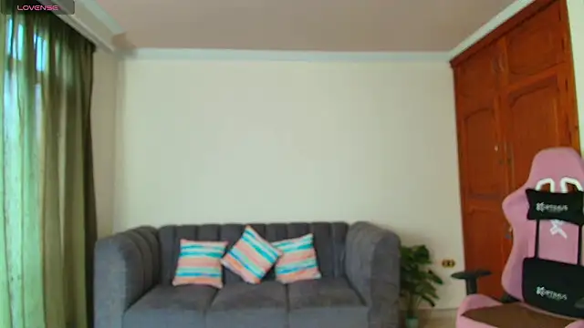 lili jade222 online show from 2, 2, 2026