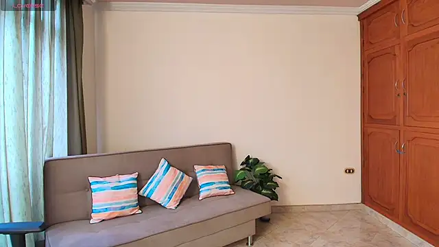 lili jade222 online show from 8, 11, 2025