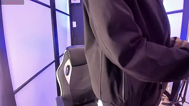 Snapshot of JacksonMuller_ chatting on 7, 11, 2025 JacksonMuller online show from 7, 11, 2025