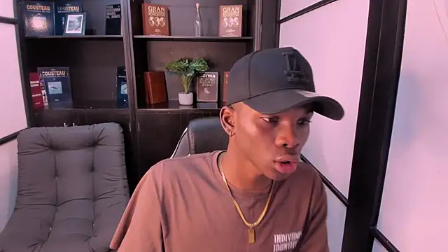 Snapshot of JacksonMuller_ chatting on 15, 11, 2025 JacksonMuller online show from 15, 11, 2025