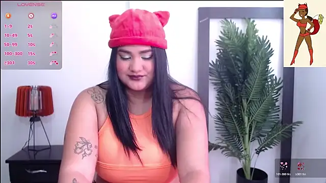 Alicelunaa online show from 31, 10, 2025