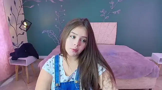 Snapshot of MariamCute_ chatting on 5, 3, 2025 MariamCute online show from 5, 3, 2025