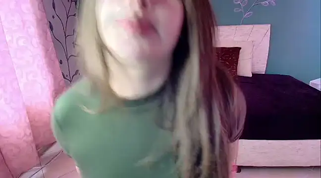 Snapshot of MariamCute_ chatting on 19, 2, 2025 MariamCute online show from 19, 2, 2025