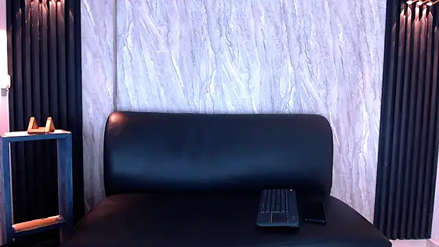 Snapshot of jeic_18 chatting on 12, 11, 2025 jeic 18 online show from 12, 11, 2025