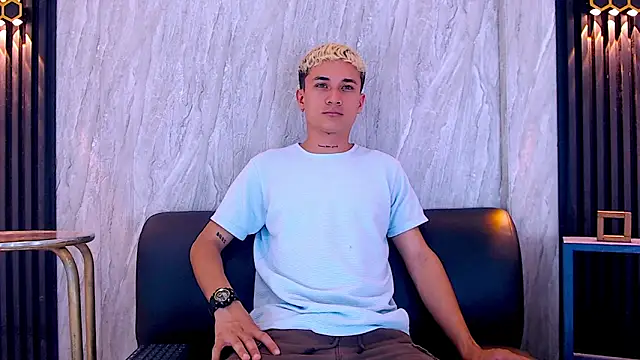 Snapshot of jeic_18 chatting on 17, 11, 2025 jeic 18 online show from 17, 11, 2025