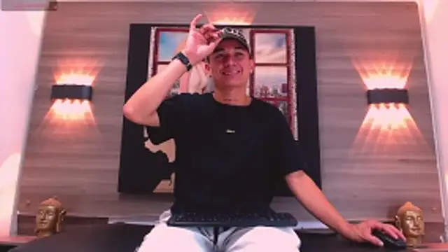 Snapshot of jeic_18 chatting on 3, 11, 2025 jeic 18 online show from 3, 11, 2025