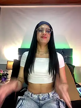 valentinabaez online show from 28, 11, 2025