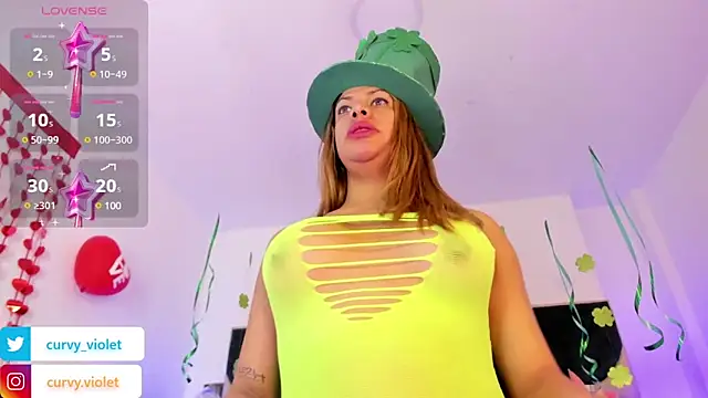 CurvyViolet online show from 17, 3, 2025