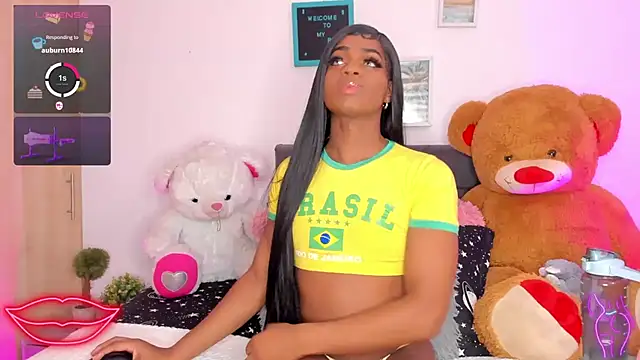 Tayssa Maravilh online show from 5, 3, 2025