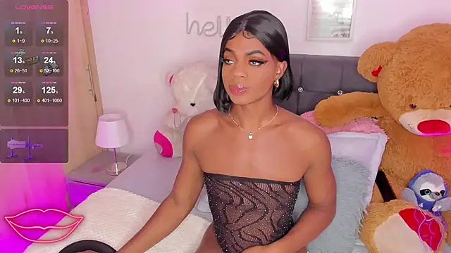 Tayssa Maravilh online show from 8, 11, 2025