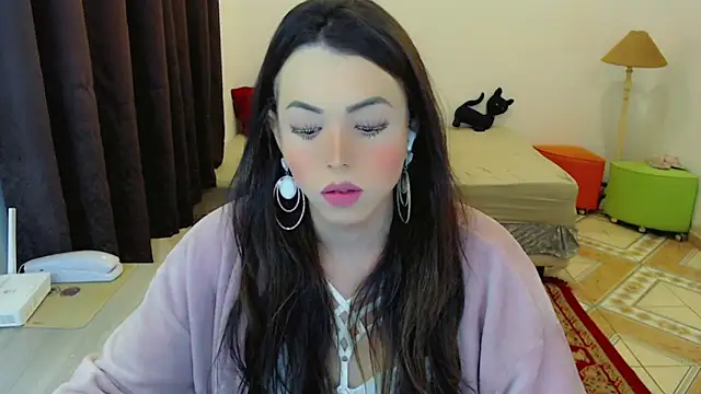 Sophie Fantasys online show from 3, 5, 2026