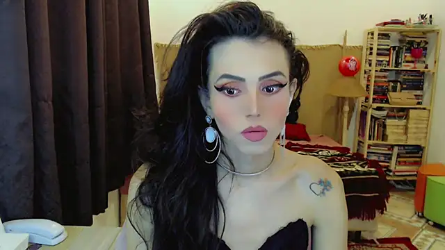 Sophie Fantasys online show from 8, 3, 2026