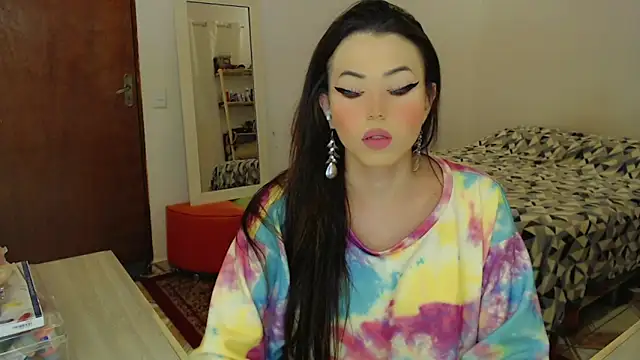 Sophie Fantasys online show from 4, 6, 2026