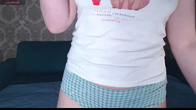 Louise Lavender online show from 16, 1, 2025