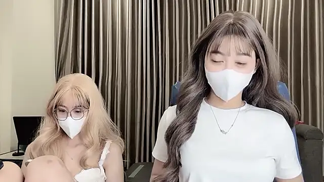 Mono-Stewardesss online show from 19, 3, 2025