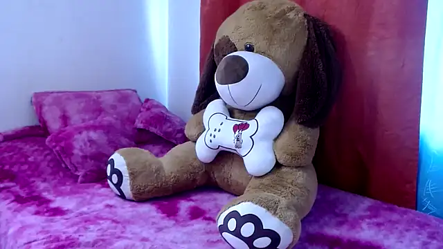 Cristal w online show from 13, 2, 2026