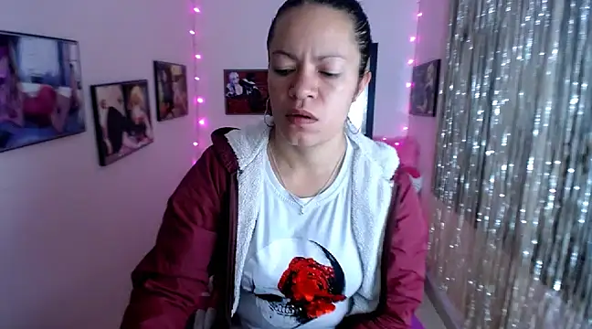 Cristal w online show from 26, 2, 2025