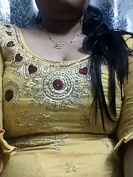 Snapshot of anshika_20 chatting on 7, 3, 2025 anshika 20 online show from 7, 3, 2025