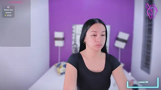 Lila Pinky online show from 8, 10, 2025