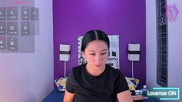 Lila Pinky online show from 30, 11, 2025