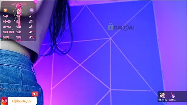 lilylouisee online show from 7, 11, 2025