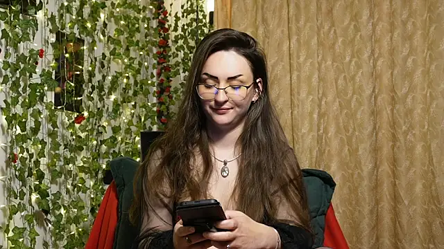 Snapshot of NaughtYHomemadE chatting on 1, 5, 2026 NaughtYHomemadE online show from 1, 5, 2026