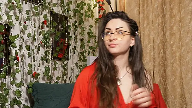 NaughtYHomemadE online show from 9, 2, 2026