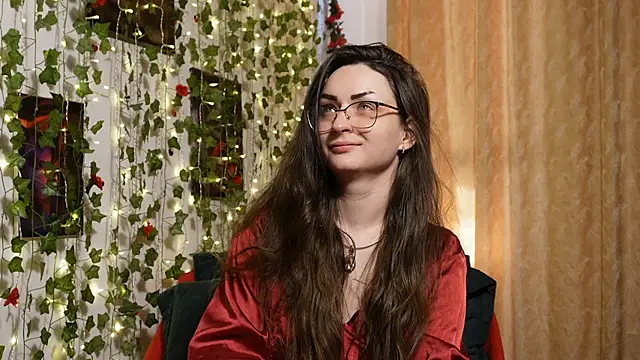 NaughtYHomemadE online show from 9, 1, 2026