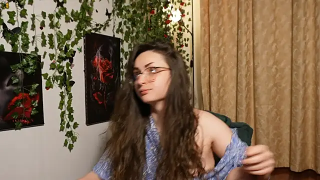 NaughtYHomemadE online show from 25, 10, 2025