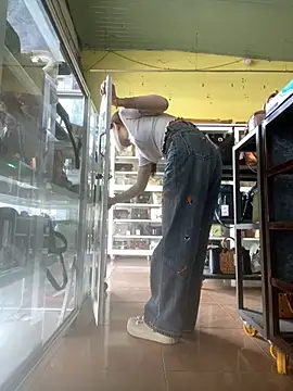 Rosa 998 online show from 5, 4, 2026