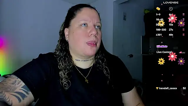 Snapshot of mariana_maze chatting on 23, 2, 2025 mariana maze online show from 23, 2, 2025