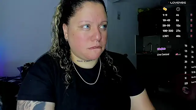 Snapshot of mariana_maze chatting on 22, 2, 2025 mariana maze online show from 22, 2, 2025