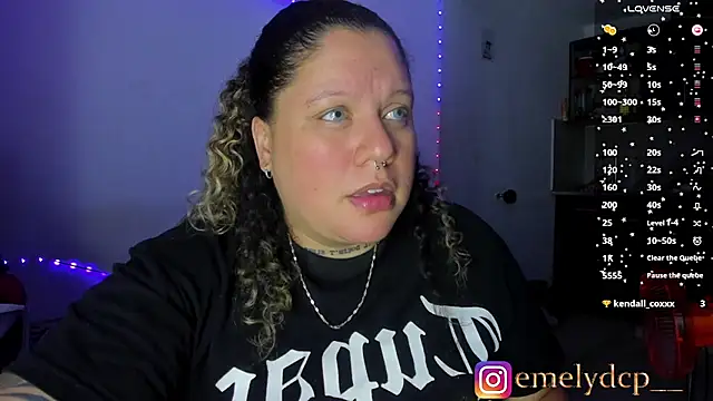 Snapshot of mariana_maze chatting on 27, 10, 2025 mariana maze online show from 27, 10, 2025