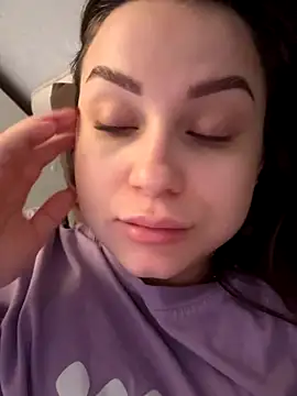 Snapshot of ellie_ssexy chatting on 6, 1, 2026 ellie ssexy online show from 6, 1, 2026