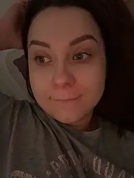 Snapshot of ellie_ssexy chatting on 9, 2, 2026 ellie ssexy online show from 9, 2, 2026