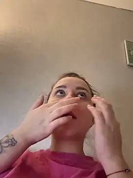 Snapshot of ellie_ssexy chatting on 21, 2, 2026 ellie ssexy online show from 21, 2, 2026