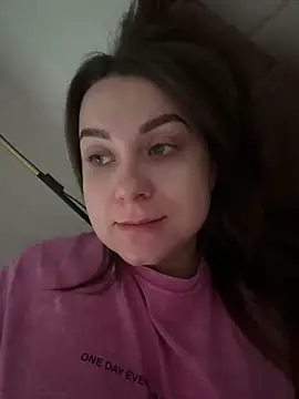 Snapshot of ellie_ssexy chatting on 14, 2, 2026 ellie ssexy online show from 14, 2, 2026