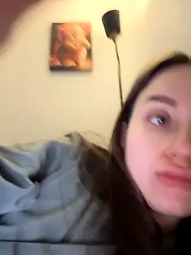 Snapshot of ellie_ssexy chatting on 15, 12, 2025 ellie ssexy online show from 15, 12, 2025