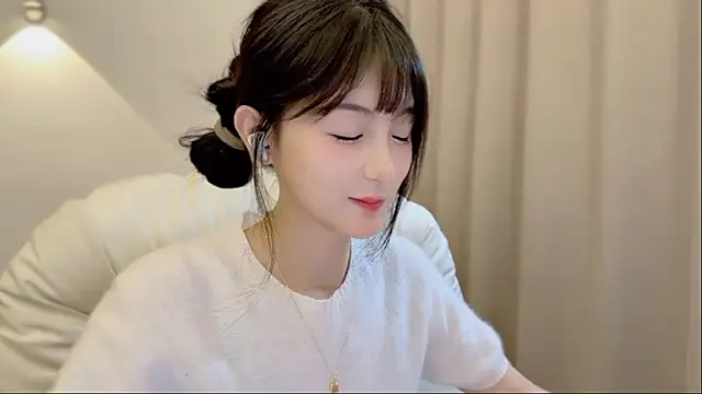 Snapshot of SHUIshui_ chatting on 5, 11, 2025 SHUIshui online show from 5, 11, 2025