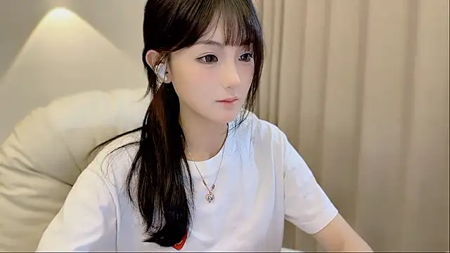 Snapshot of SHUIshui_ chatting on 2, 11, 2025 SHUIshui online show from 2, 11, 2025