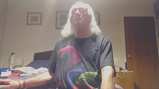 WaverlyKernow online show from 7, 4, 2026